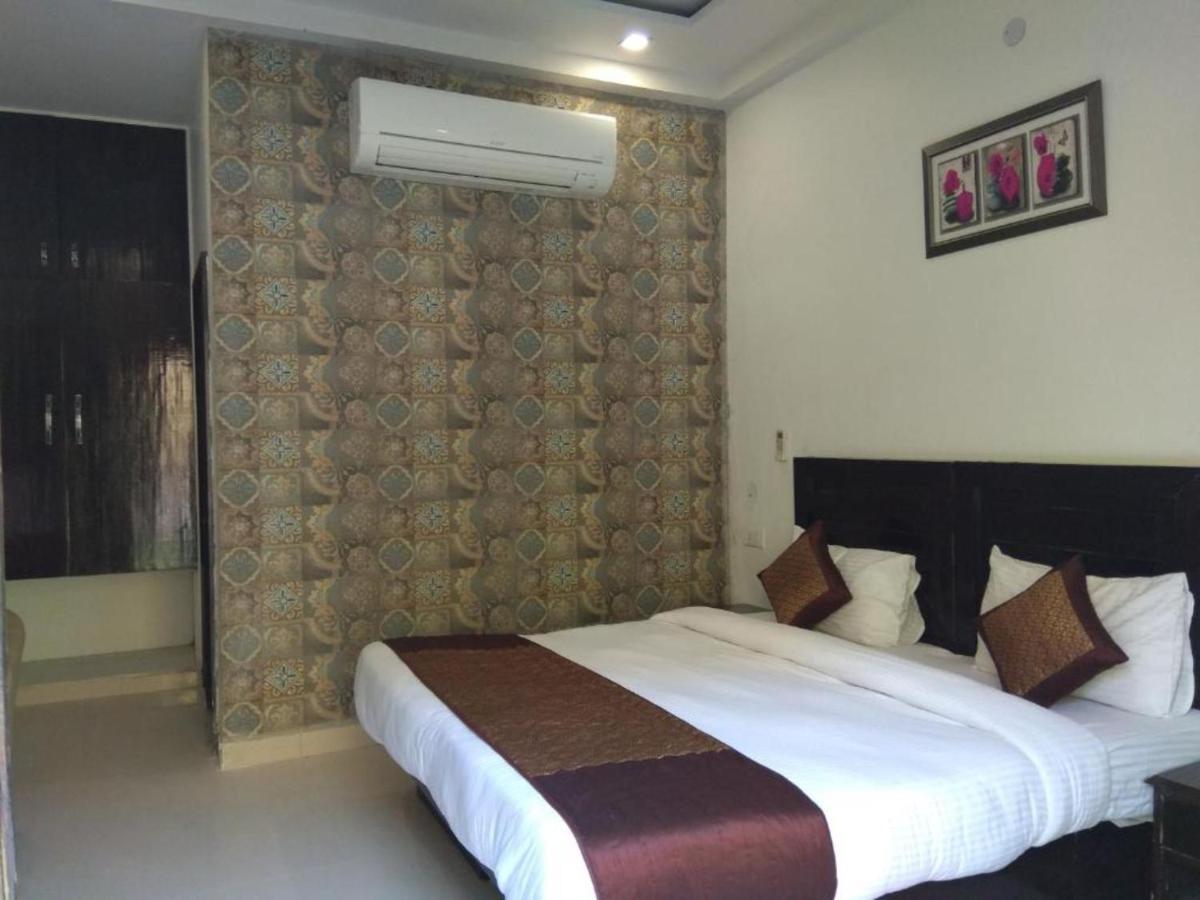 Ezzenza Mahayana Resort & Spa Rishīkesh Buitenkant foto