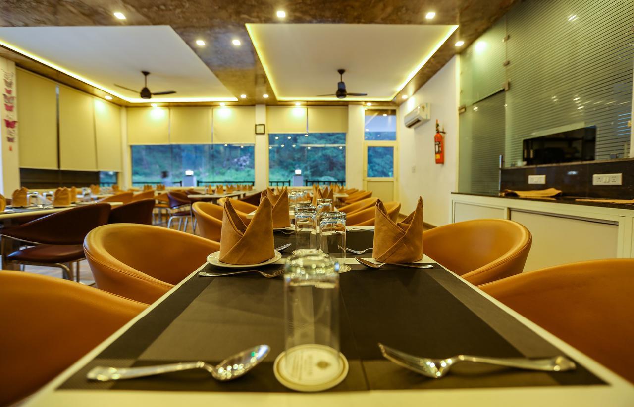 Ezzenza Mahayana Resort & Spa Rishīkesh Buitenkant foto